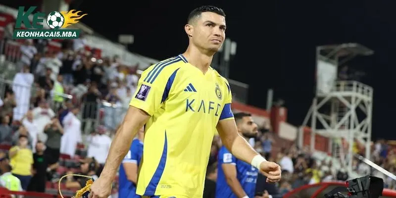 CR7 - Cristiano Ronaldo – Huyền thoại bóng đá toàn cầu