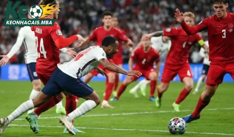 Phân tích phong độ của đội bóng để có quyết định chính xác