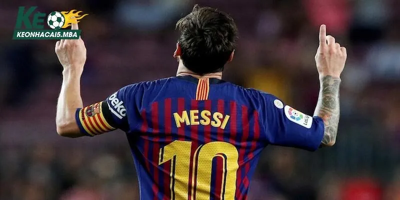Những tháng ngày gian khó của Messi